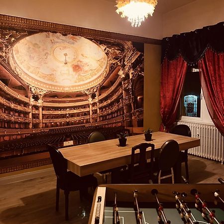 Апартаменты La Mariefacture - Comme A L'Opera Нёф-Бризах Экстерьер фото